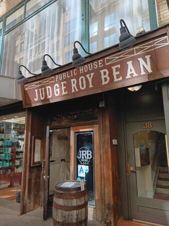 Best Sports Bars in New York - Judge Roy Bean Public House