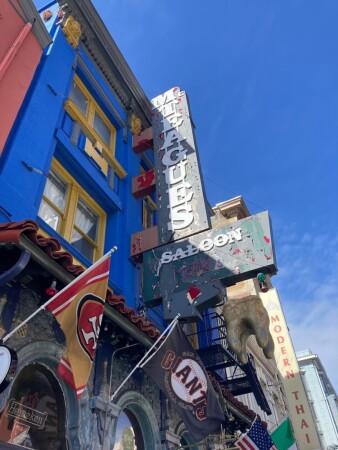 Best Sports Bars in San Francisco - Mcteagues Irish Bar