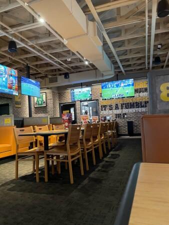 Les Meilleurs Bars à Hanover - Buffalo Wild Wings @ Hanover, Ma