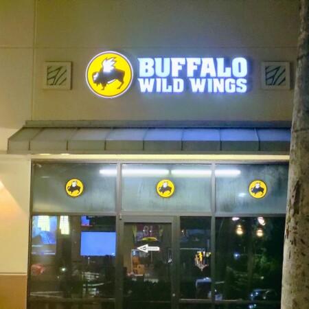Best Sports Bars in Ewa Beach - Buffalo Wild Wings @ Ewa Beach, Hi