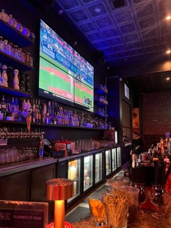Best Sports Bars in Los Angeles - Nickel Mine
