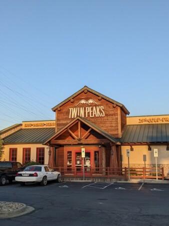 Best Sports Bars in Winston Salem - Twin Peaks Restaurant @ Winston Salem