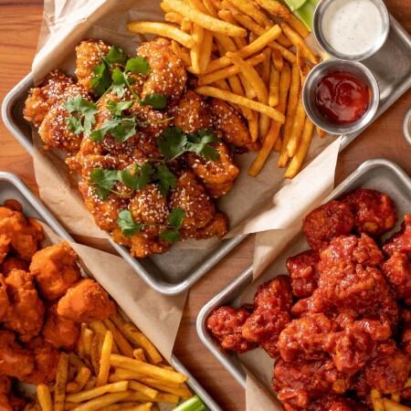 Best Sports Bars in Seattle - Twin Peaks Restaurant @ Tukwila