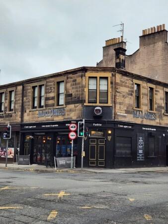 Best Sports Bars in Edinburgh - Malones Edinburgh