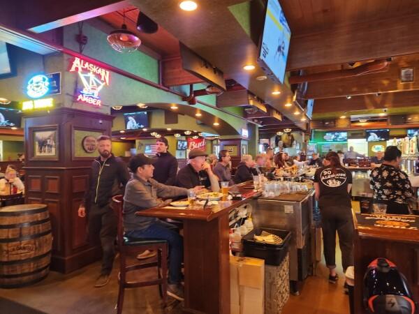 Best Sports Bars in Anchorage - 907 Ale House & Grill
