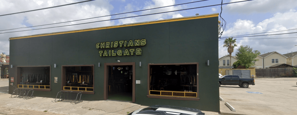 Best Sports Bars in Houston - Christians Tailgate @ Heights