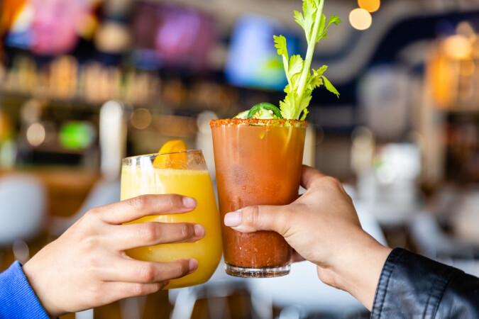 Best Sports Bars in Los Angeles - 33 Taps @ Silver Lake