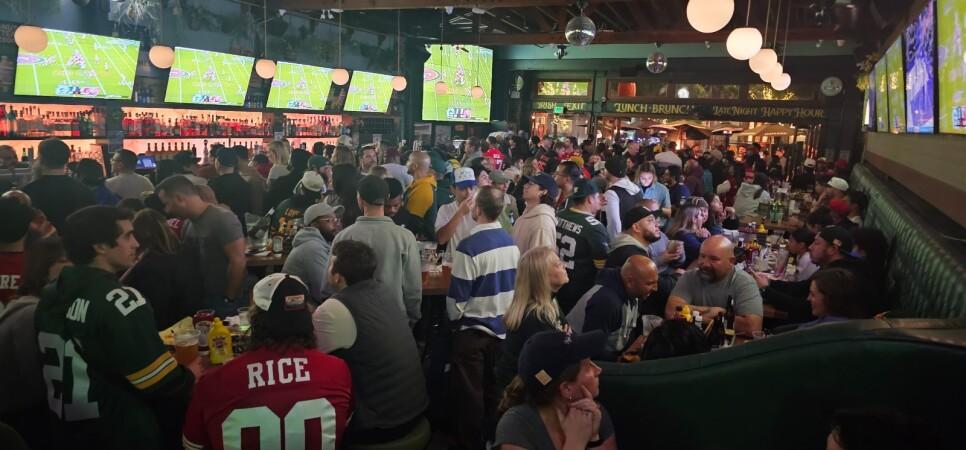 Best Sports Bars in Culver City - Jameson's  Pub - Culver City