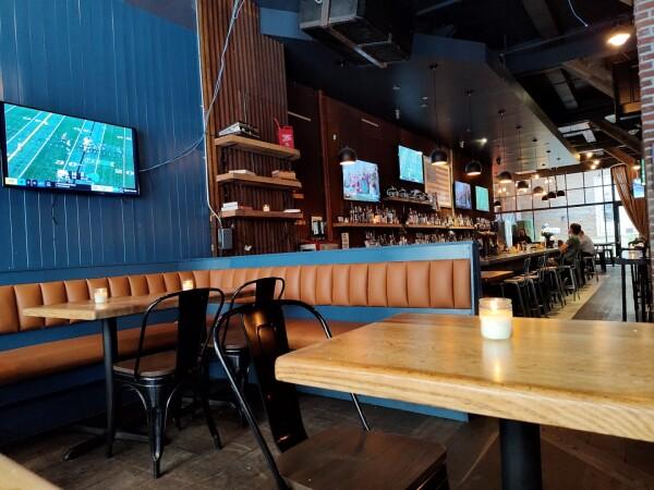 Best Sports Bars in New York - Printers Alley