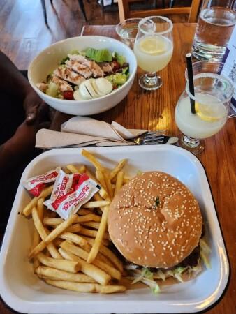 Best Sports Bars in Oakland - Athletic Club At Oakland