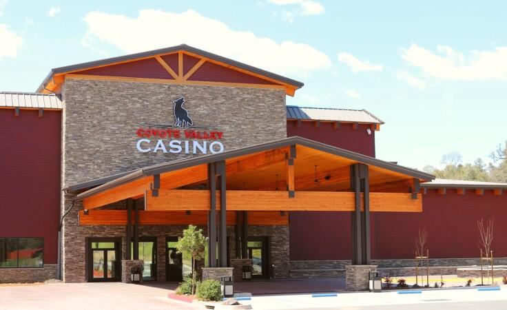 Best Sports Bars in Redwood Valley - Coyote Valley Casino