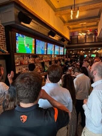 Best Sports Bars in New York - Long Acre Tavern