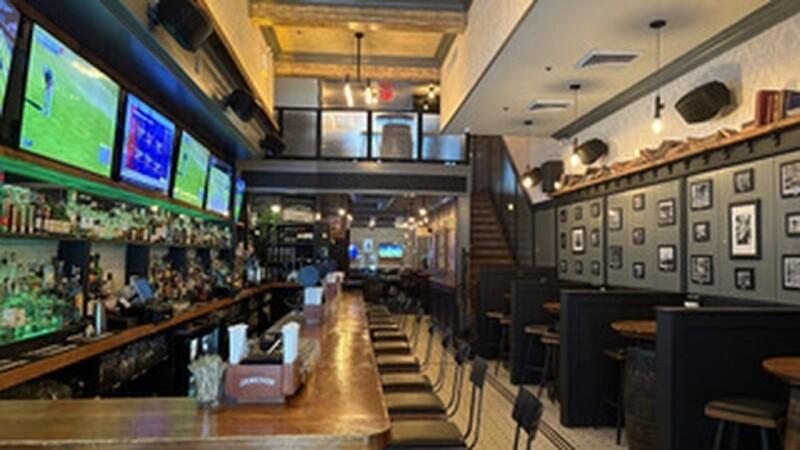 Best Sports Bars in New York - Long Acre Tavern