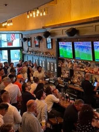 Best Sports Bars in New York - Long Acre Tavern