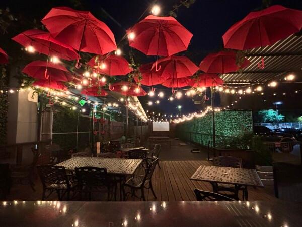 Best Sports Bars in Houston - Pour Behavior