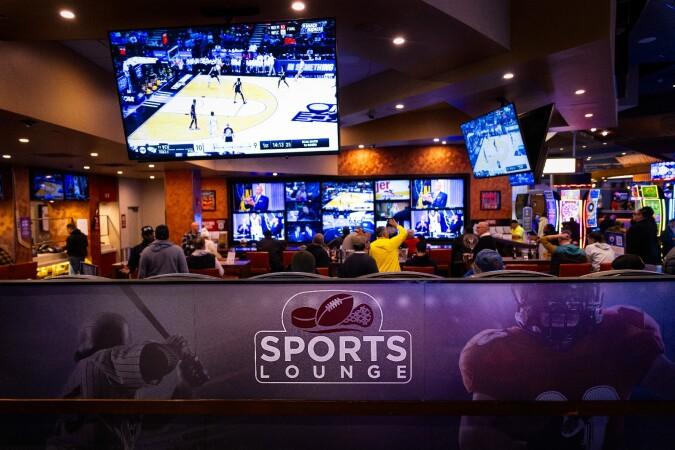 Best Sports Bars in Buffalo - Sportsbook @ Buffalo Creek Casino