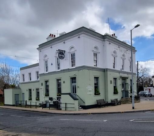 Best Sports Bars in Hockley - The Spa