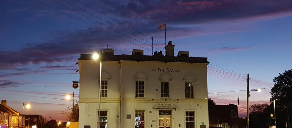 Best Sports Bars in Hockley - The Spa