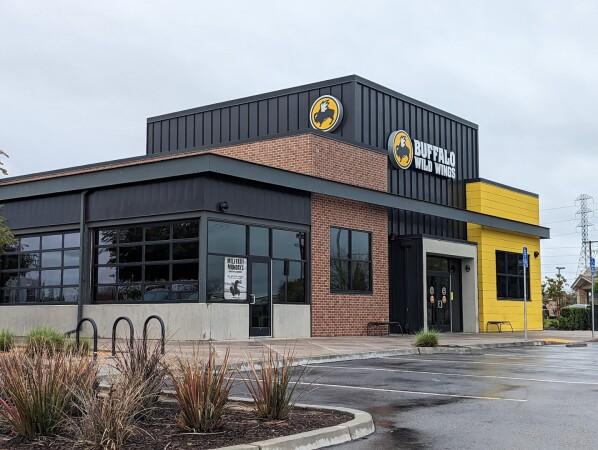 Best Sports Bars in Bakersfield - Buffalo Wild Wings @ Bakersfield, Ca- Coffee Rd.