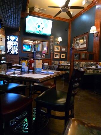 Best Sports Bars in Las Vegas - Steiner's Pub @ W Cheyenne