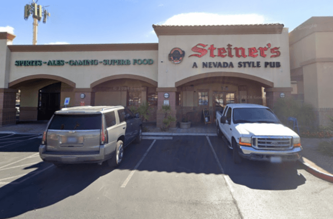 Best Sports Bars in Las Vegas - Steiner's Pub @ N Buffalo