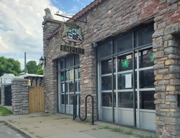 Best Sports Bars in Tulsa - Empire Bar