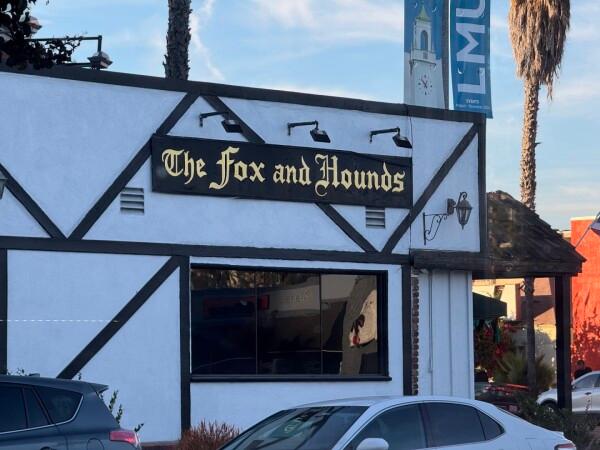 Best Sports Bars in Studi City - The Fox And Hounds