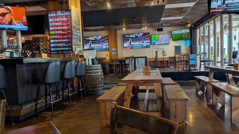 Les Meilleurs Bars à Jupiter - DAS Beer Garden