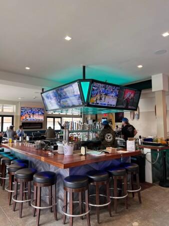 Best Sports Bars in Santa Monica - Santa Monica Whaler