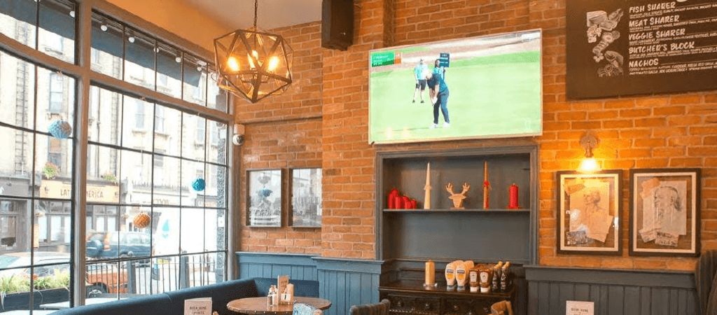 Les Meilleurs Bars à Hove - Blind Busker Hove