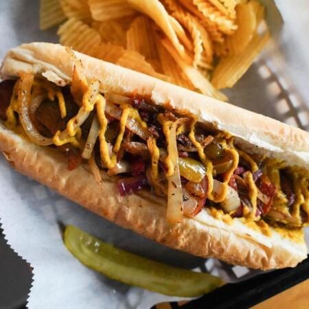 Best Sports Bars in Virginia Beach - Scotty Quixx