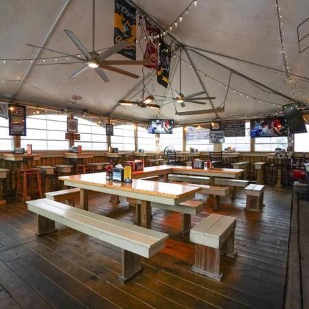 Best Sports Bars in Virginia Beach - Scotty Quixx