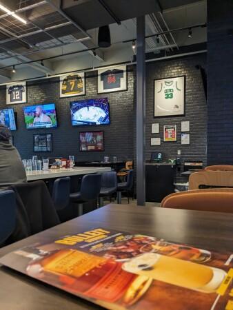 Beste Sportsbars in Portsmouth - Buffalo Wild Wings @ Portsmouth, Nh