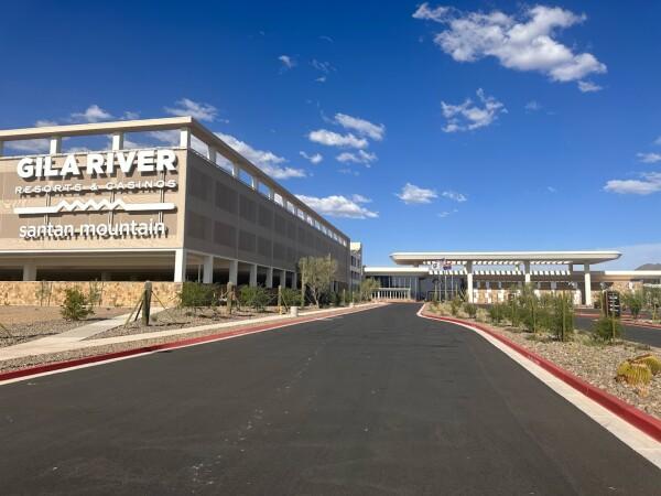 Best Sports Bars in Chandler - Gila River @ Santan Mountain