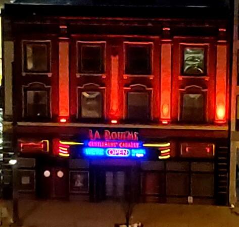 Best Sports Bars in Denver - Ricks Denver