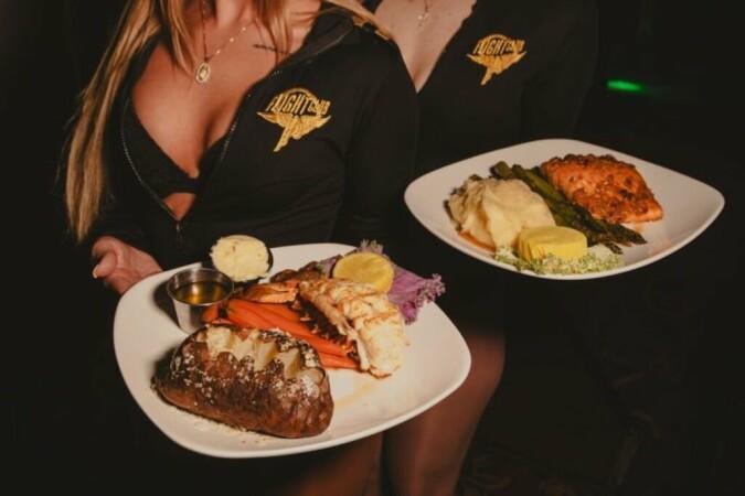 Best Sports Bars in Inkster - Flight Club