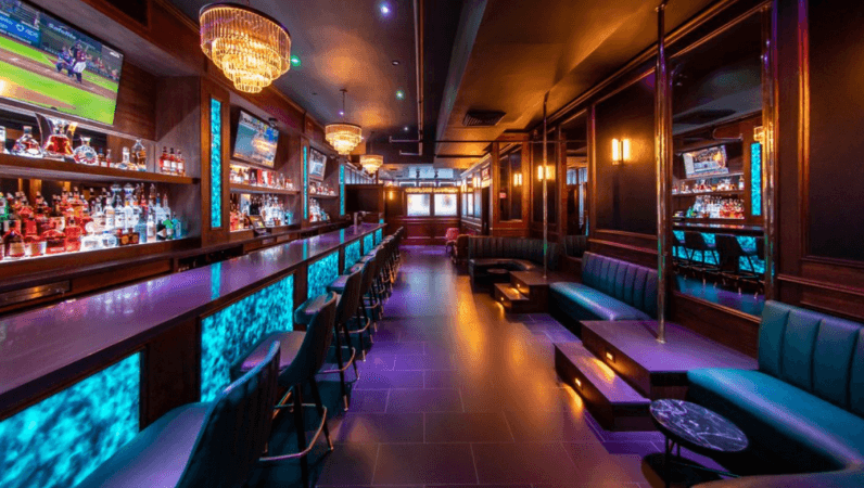 Best Sports Bars in New York - Flashdancers Downtown