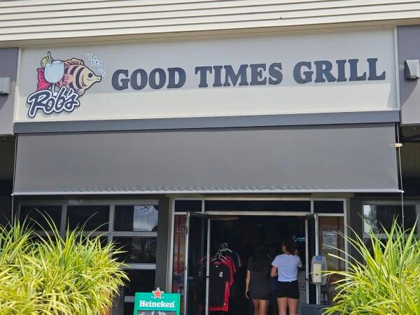 Best Sports Bars in Lihue Kauai - Robs Good Time Grill