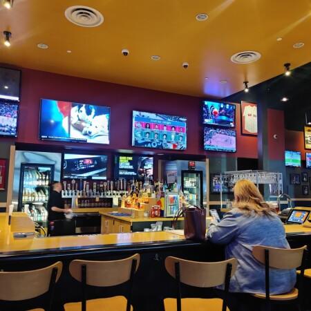 Beste Sportsbars in Plattsburgh - Buffalo Wild Wings @ Plattsburgh, Ny