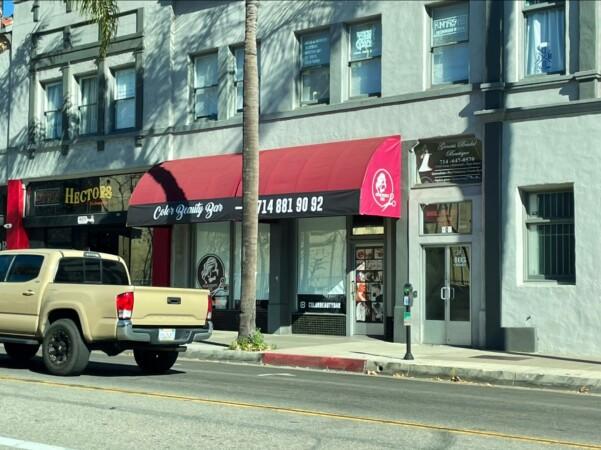 Best Sports Bars in Santa Ana - Hectors On Broadway