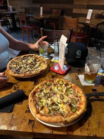 Best Sports Bars in Honolulu - Tropics Beach Hut