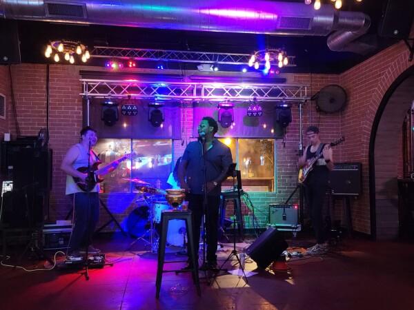 Best Sports Bars in Glendale - La Perla Sports Cantina