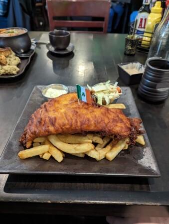 Best Sports Bars in Putnam - The Hare And The Hound