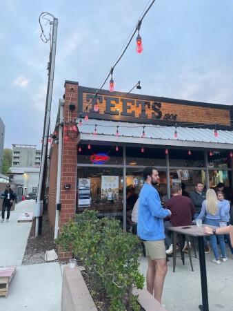 Best Sports Bars in Raleigh - Teets