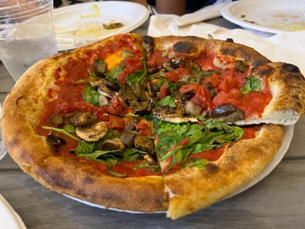 Best Sports Bars in Honolulu - Skybox Taphouse