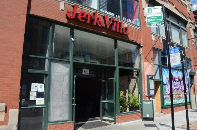 Best Sports Bars in Chicago - Jamaica Jerk Villa