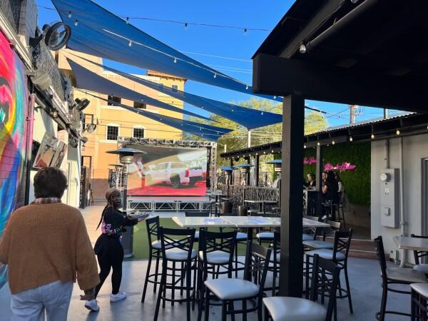 Best Sports Bars in Scottsdale - Pour Decisions Patio & Kitchen