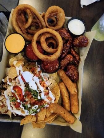 Best Sports Bars in Oxnard - Buffalo Wild Wings @ Oxnard, Ca