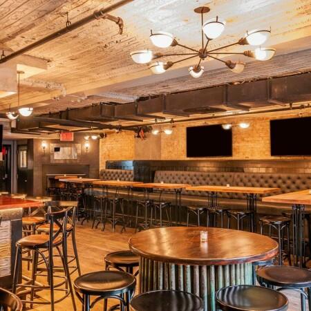 Best Sports Bars in New York - Amity Hall
