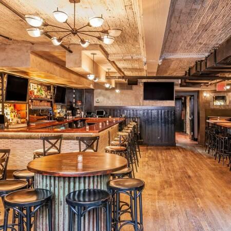 Best Sports Bars in New York - Amity Hall